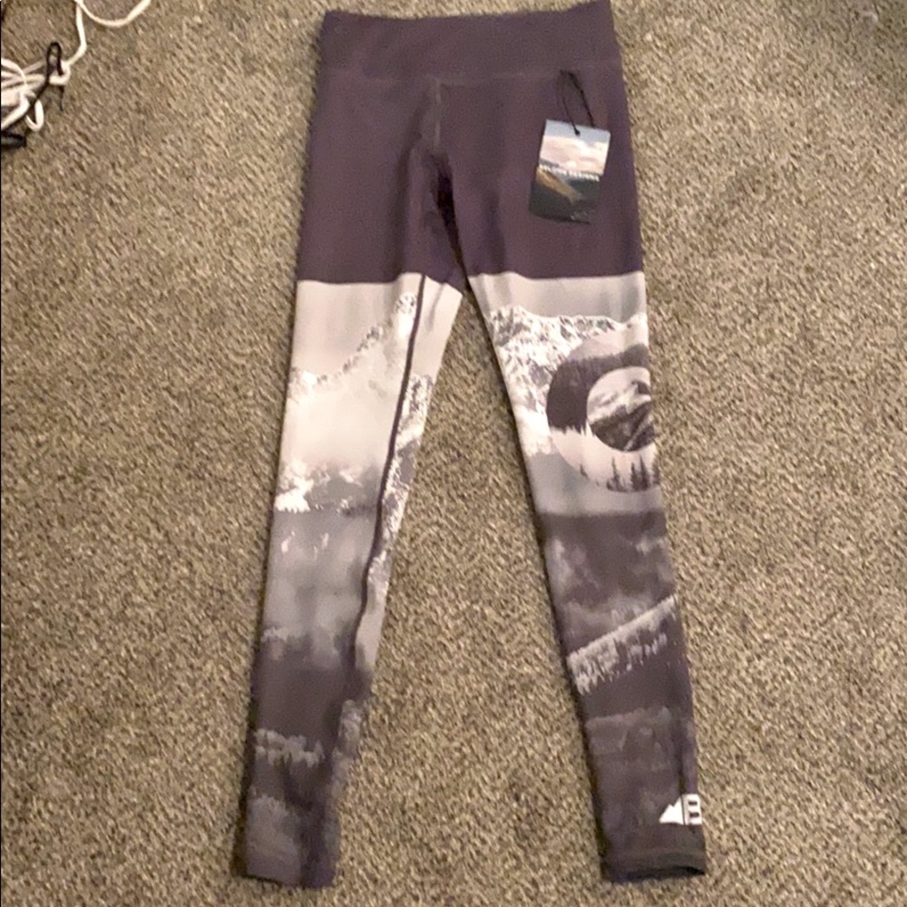 Belong Designs yoga/workout pants size XS